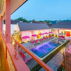 Pinkprivate Balangan - For Cool Adults Only Bed and breakfast